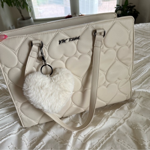Betsey Johnson Cream Heart-Quilted Shoulder Bag - Picture 1 of 10